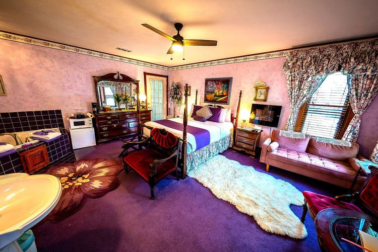 Colette Suite (Queen)
